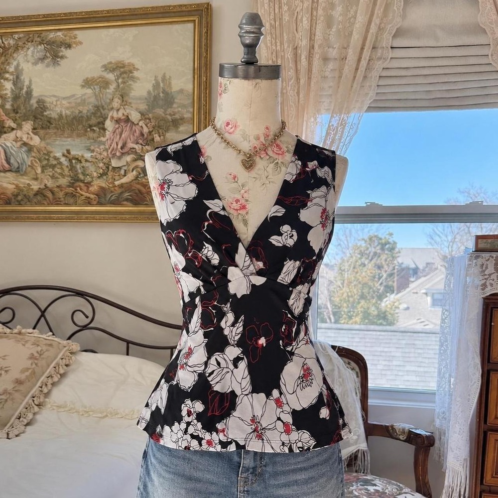 Floral top Black white and red Y2K vintage summer top